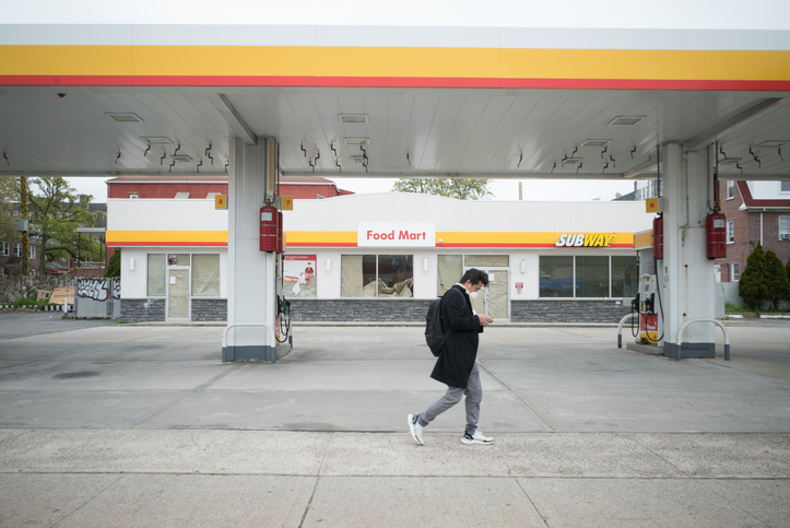 gas station foreclosure